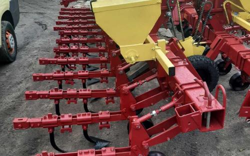 Культиватор для междурядной обработки почвы УСМК-5,1