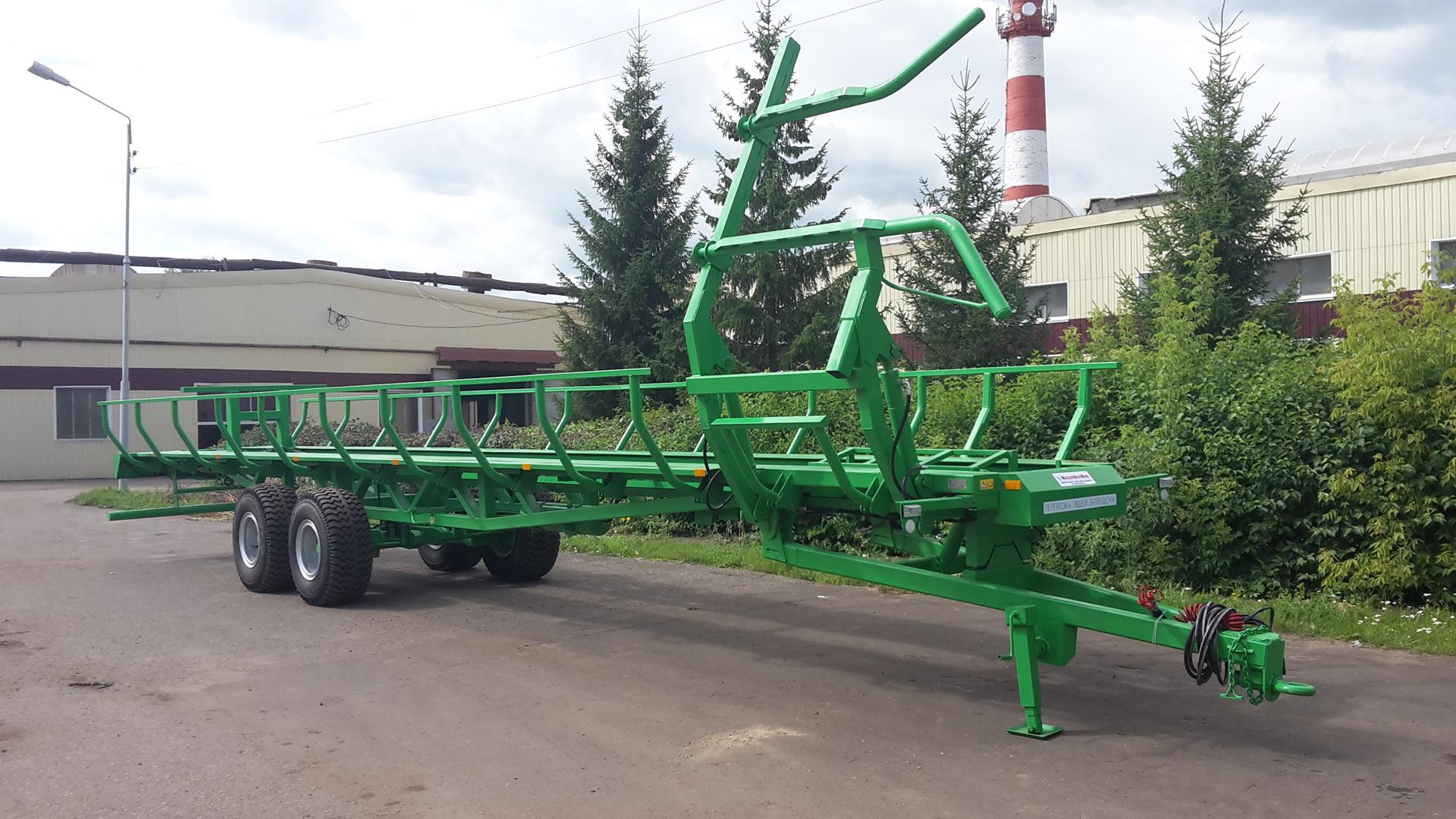 Прицеп-рулоновоз тракторный ПРТ-12